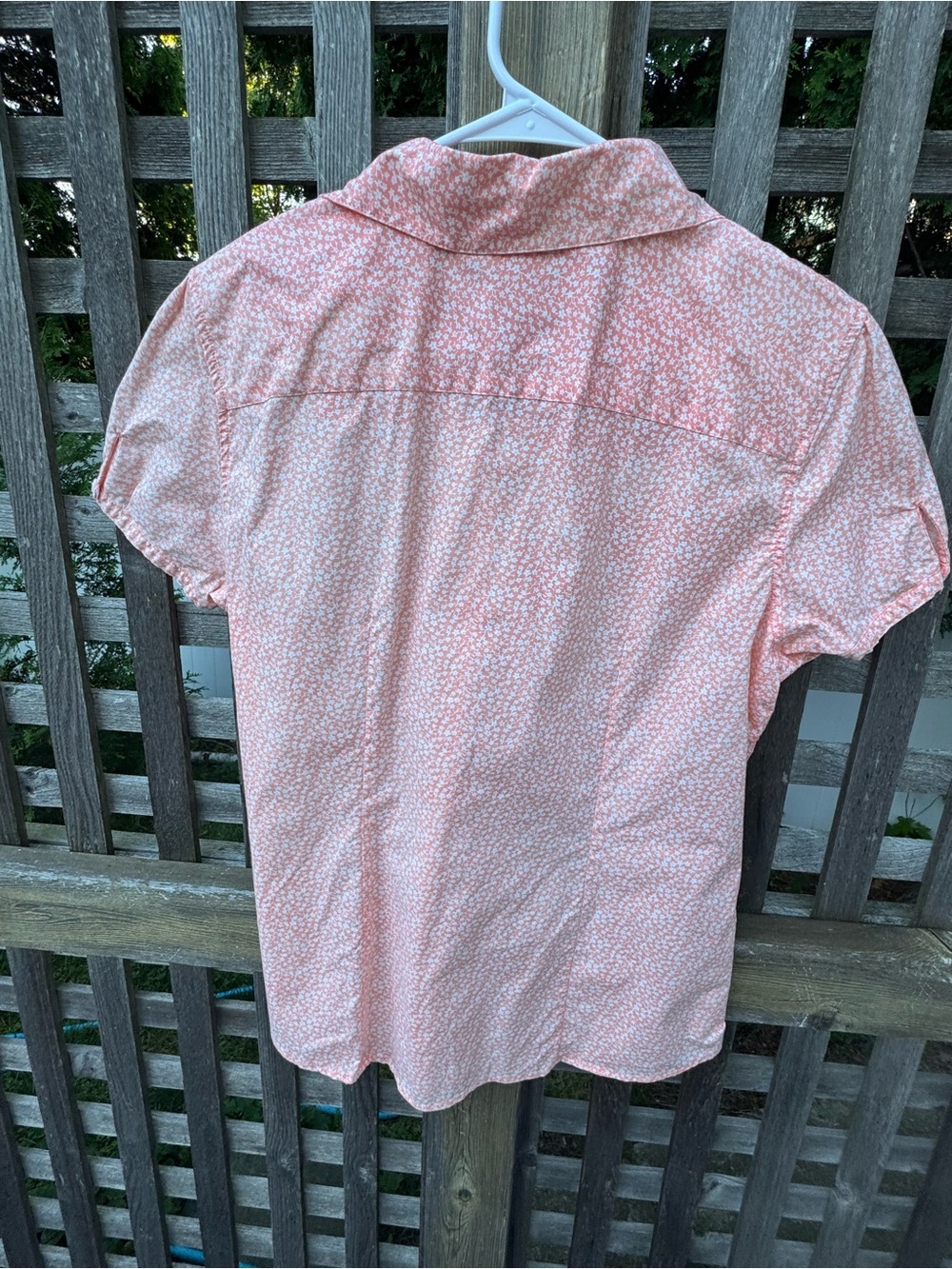 Women’s LL Bean puffed sleeve cotton blouse - Picture 9 of 9